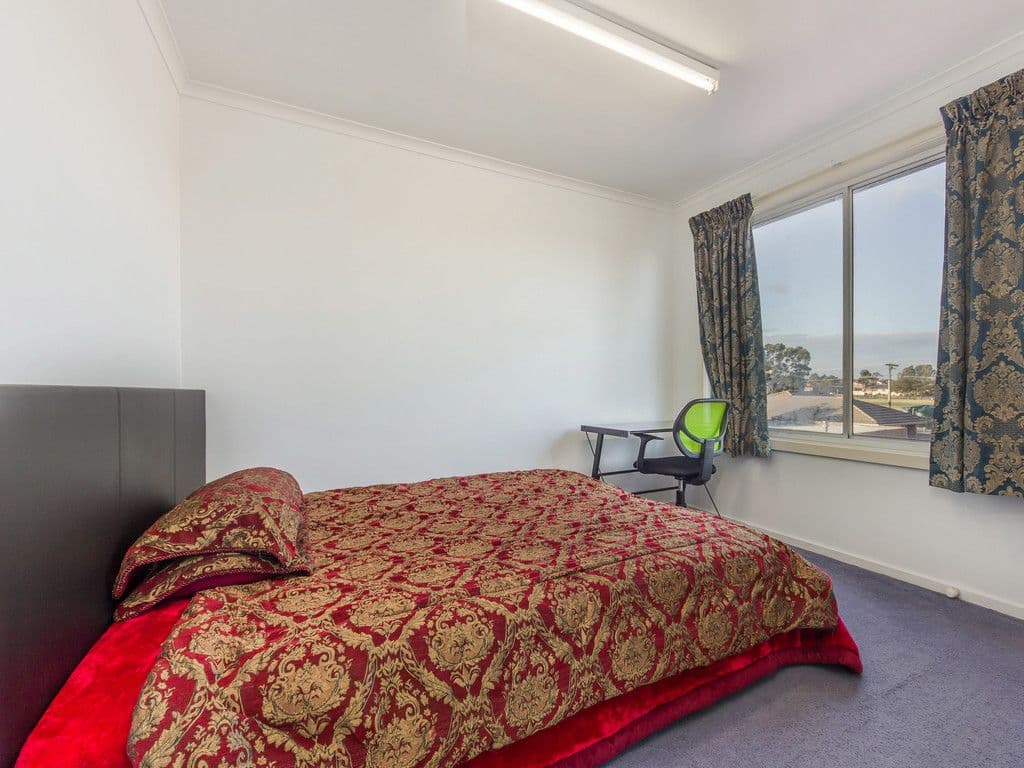 14 Amelia Avenue, Deer Park VIC 3023, Deer Park - Thumbnail 5
