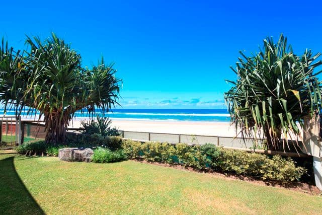 79 Jefferson Lane, PALM BEACH QLD 4221, Palm Beach - Thumbnail 3