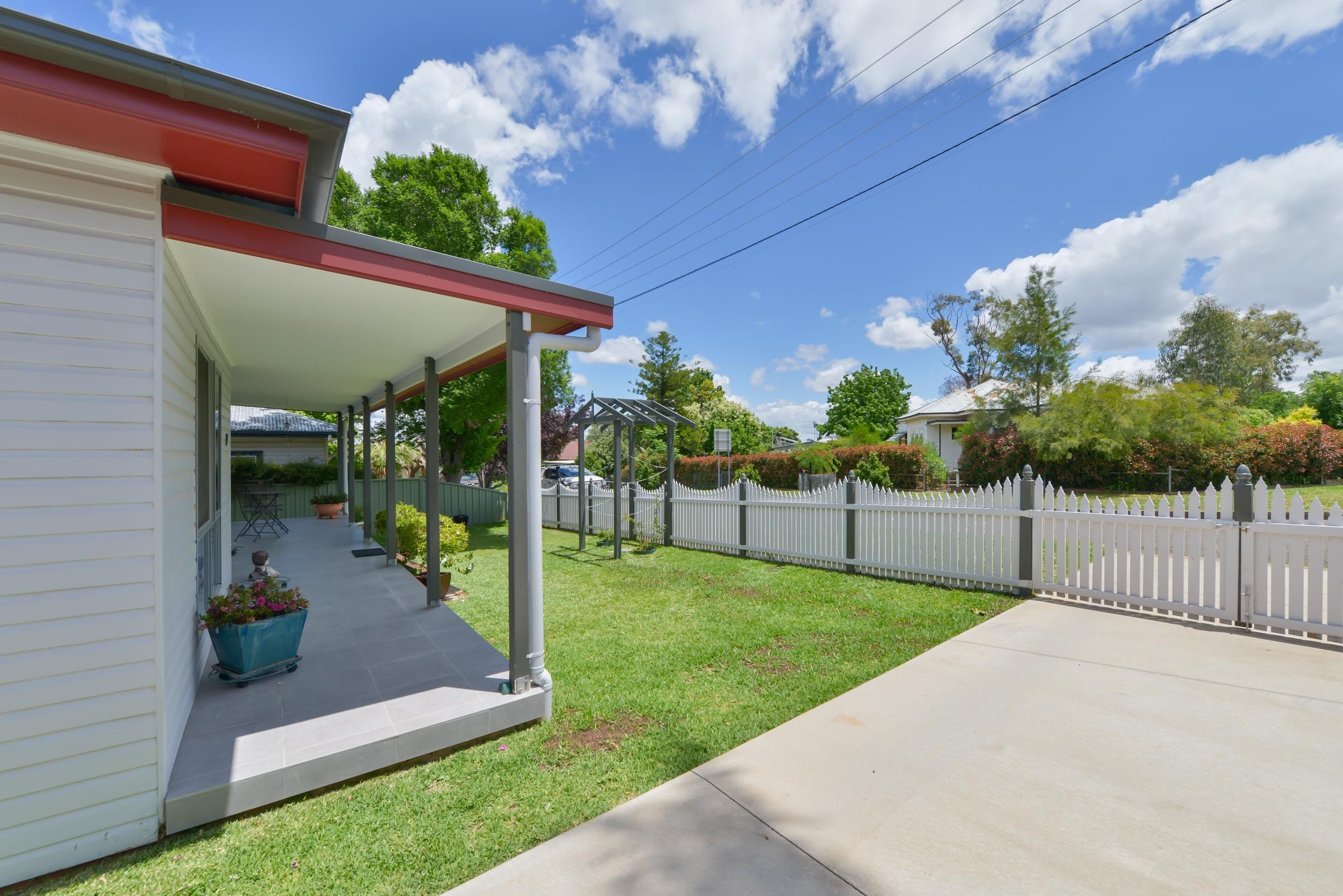 19 Russell Street, Tamworth NSW 2340, Tamworth - Thumbnail 4