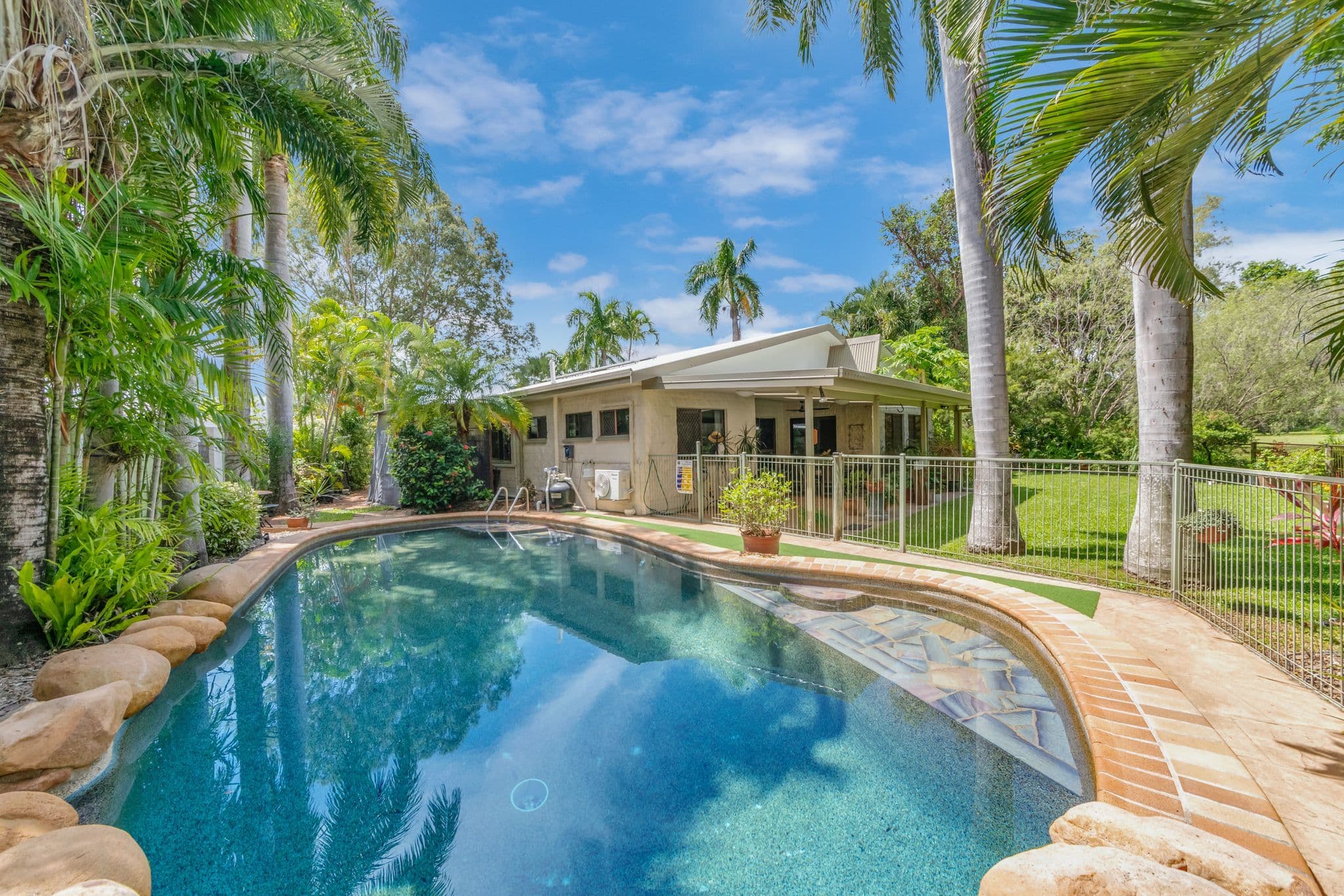3 Adelong Drive, Cranbrook QLD 4814, Cranbrook - Thumbnail 3