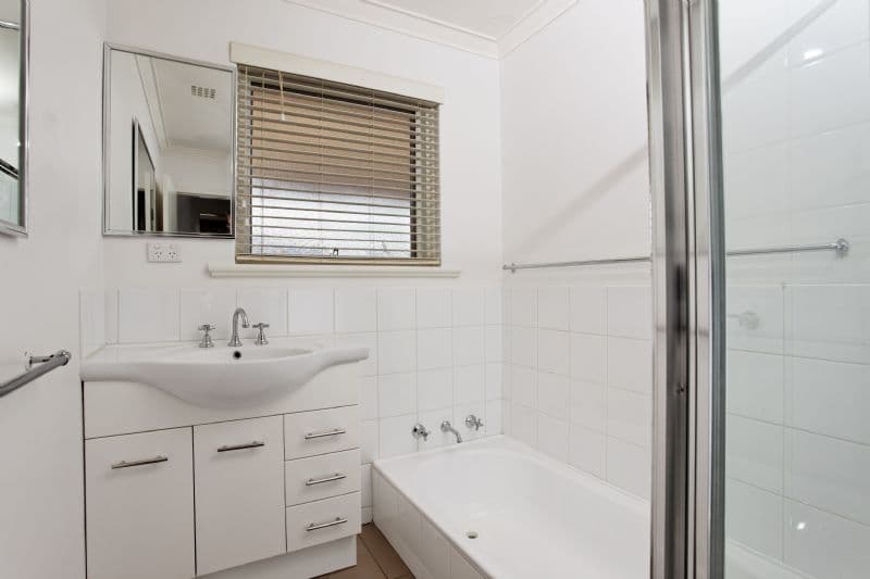 35 Gilbertson Road, KARDINYA WA 6163, Kardinya - Thumbnail 3