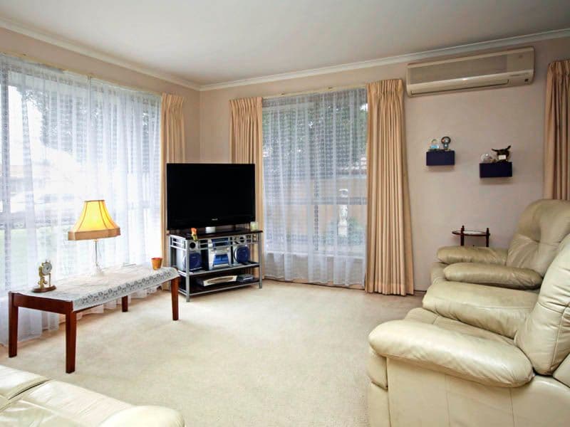 2 Carbery Court, GROVEDALE VIC 3216, Grovedale - Thumbnail 2