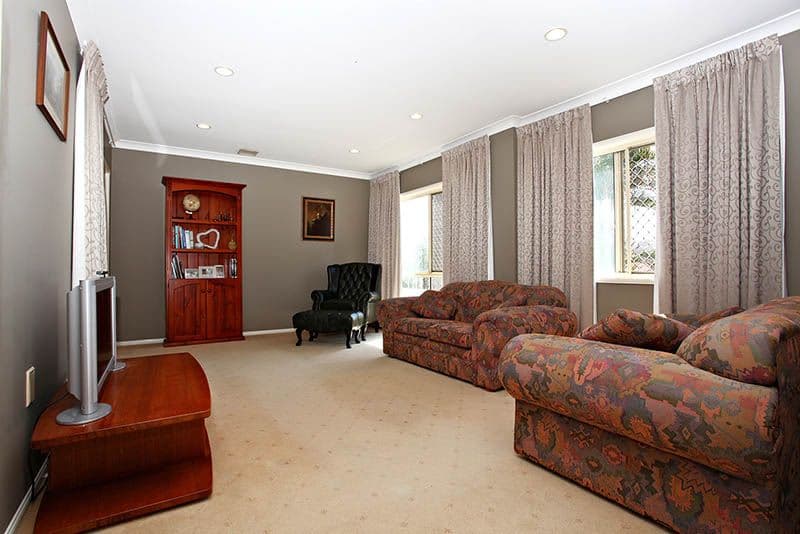 1 Saxby Close, MIDDLE PARK QLD 4074, Middle Park - Thumbnail 8