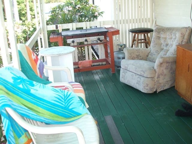 46 Allambi Avenue, BROADBEACH WATERS QLD 4218, Broadbeach Waters - Thumbnail 4