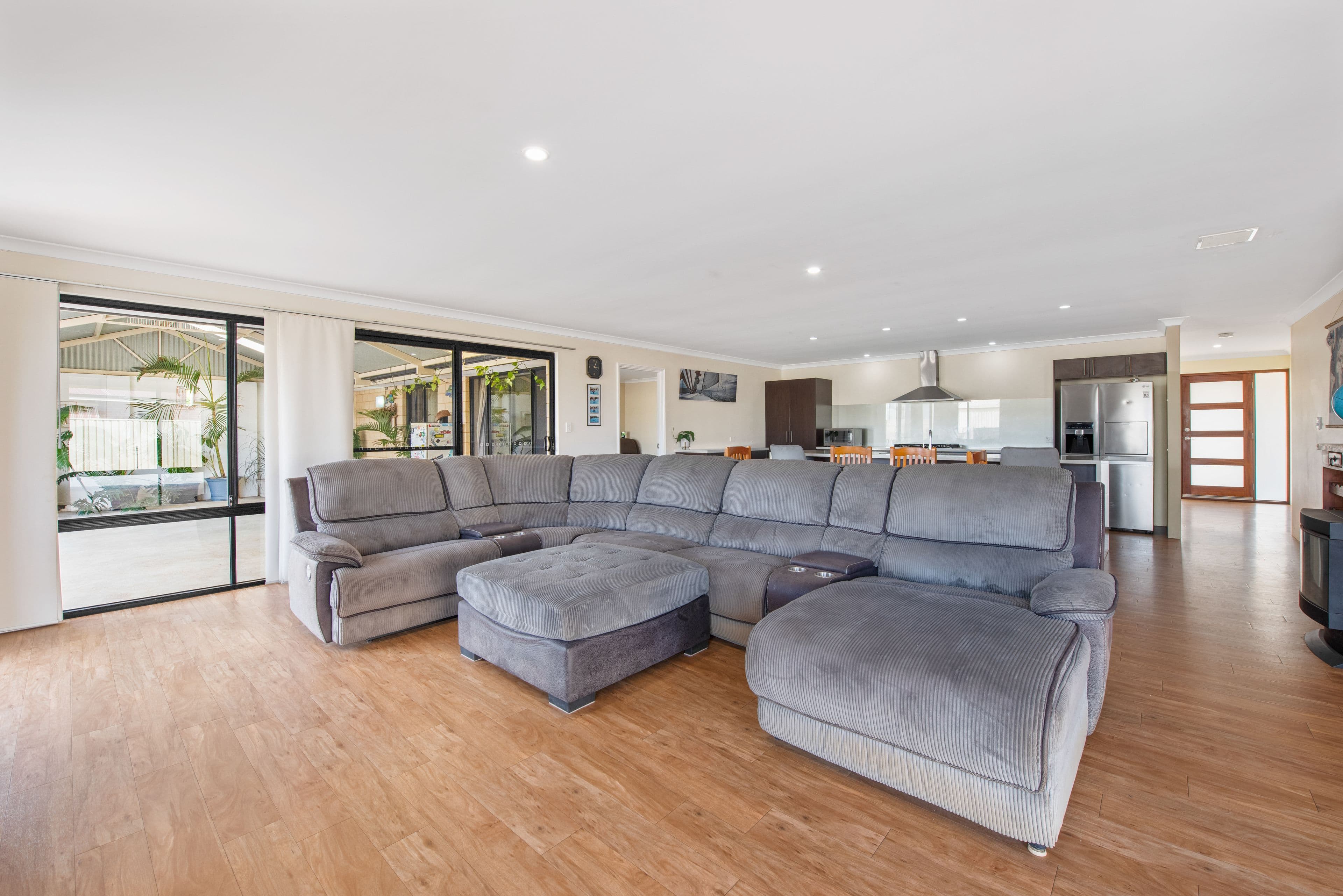 44 Honeysuckle Boulevard, Woorree WA 6530, Woorree - Thumbnail 4