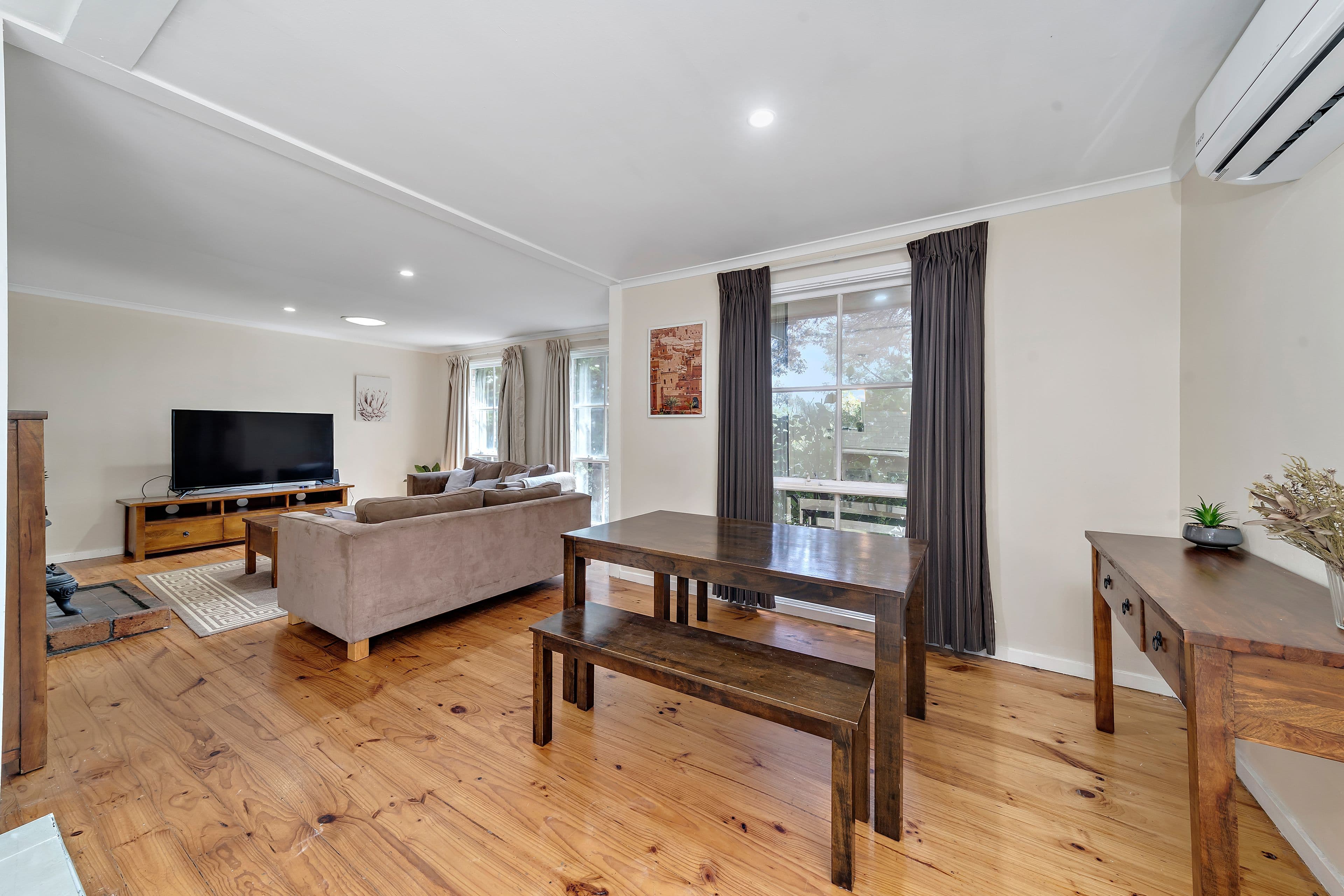 3 Stuckey Place, Charnwood ACT 2615, Charnwood - Thumbnail 3