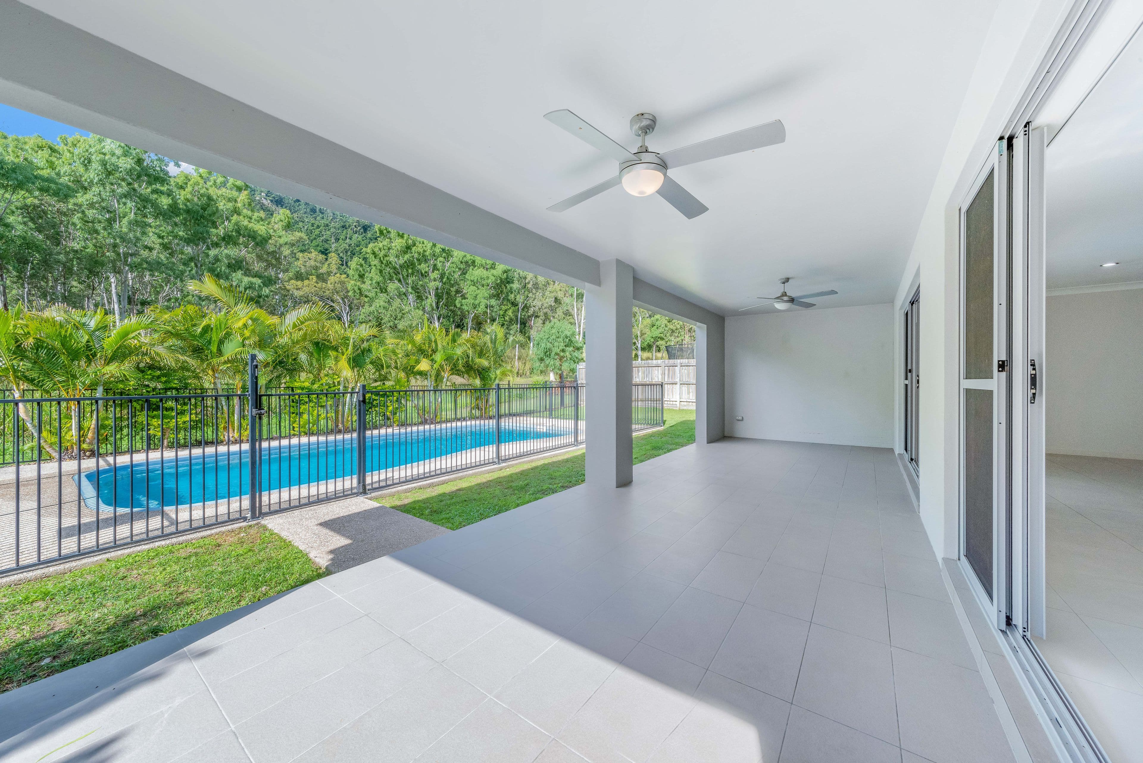 33 Endeavour Circuit, Cannonvale QLD 4802, Cannonvale - Thumbnail 8