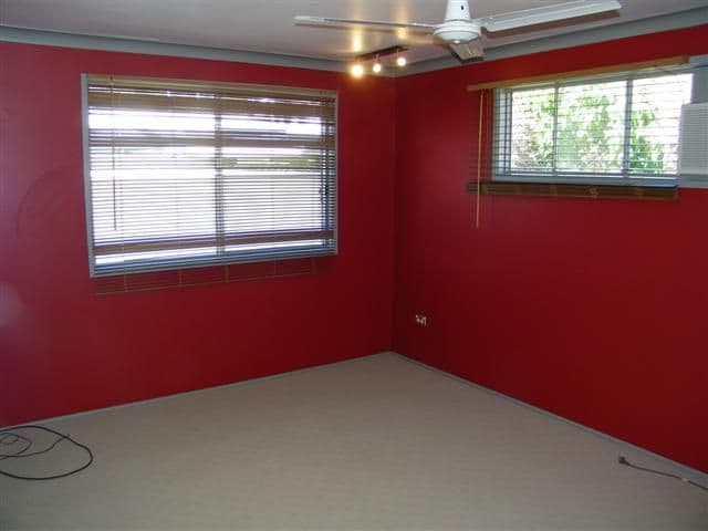 43 Flinders Street, GLADSTONE QLD 4680, West Gladstone - Thumbnail 3