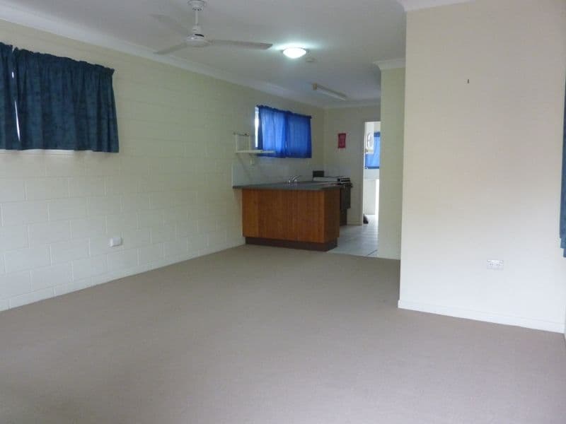 37 Ralston Street, WEST END QLD 4810, West End - Thumbnail 2