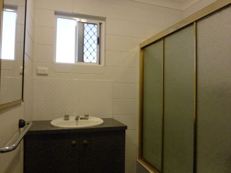 37 Ralston Street, WEST END QLD 4810, West End - Thumbnail 3