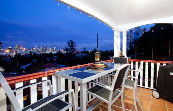 87 Hampstead Road, HIGHGATE HILL QLD 4101, Highgate Hill - Image 1