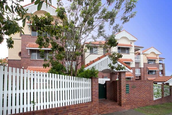 87 Hampstead Road, HIGHGATE HILL QLD 4101, Highgate Hill - Thumbnail 3
