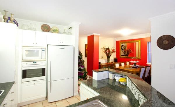 87 Hampstead Road, HIGHGATE HILL QLD 4101, Highgate Hill - Thumbnail 5