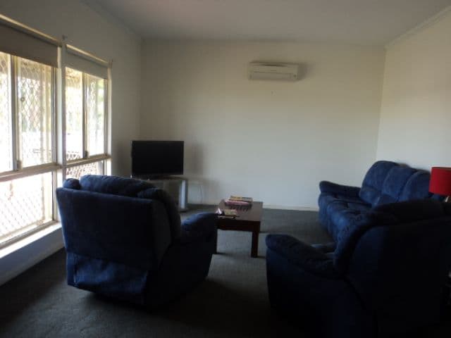 4 Snell Place, BAYNTON WA 6714, Baynton - Thumbnail 3