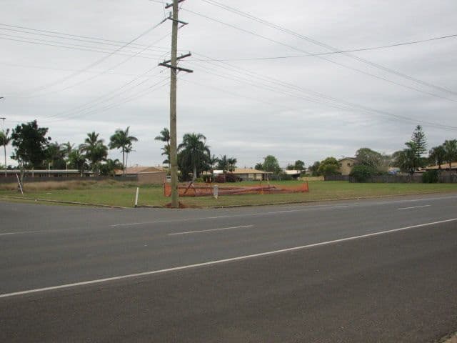 216 Barolin Street, BUNDABERG QLD 4670, Bundaberg Central - Thumbnail 2
