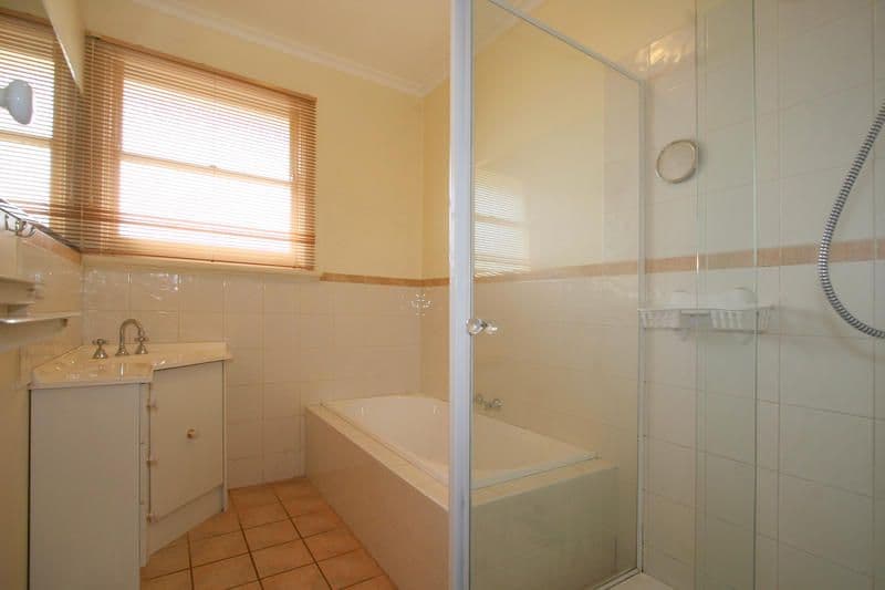 10 Jarrahdale Street, CHELTENHAM VIC 3192, Cheltenham - Thumbnail 4