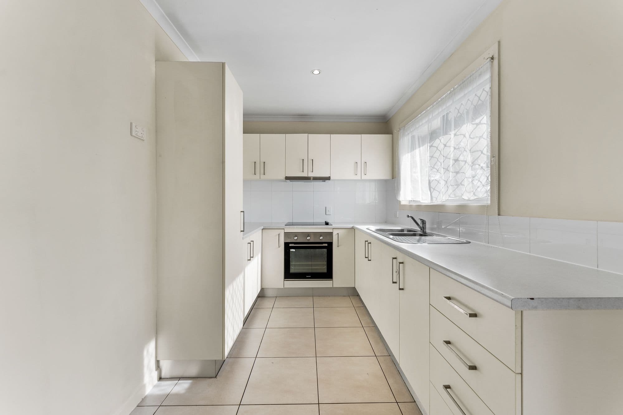 107 Brisbane Terrace, Goodna QLD 4300, Goodna - Thumbnail 2