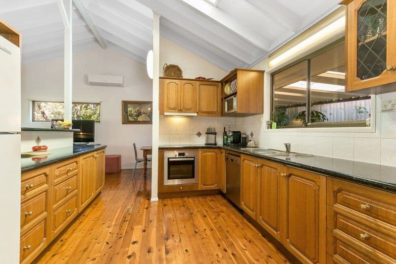 39 Broadmoor Street, Kenmore Hills QLD 4069, Kenmore Hills - Thumbnail 6