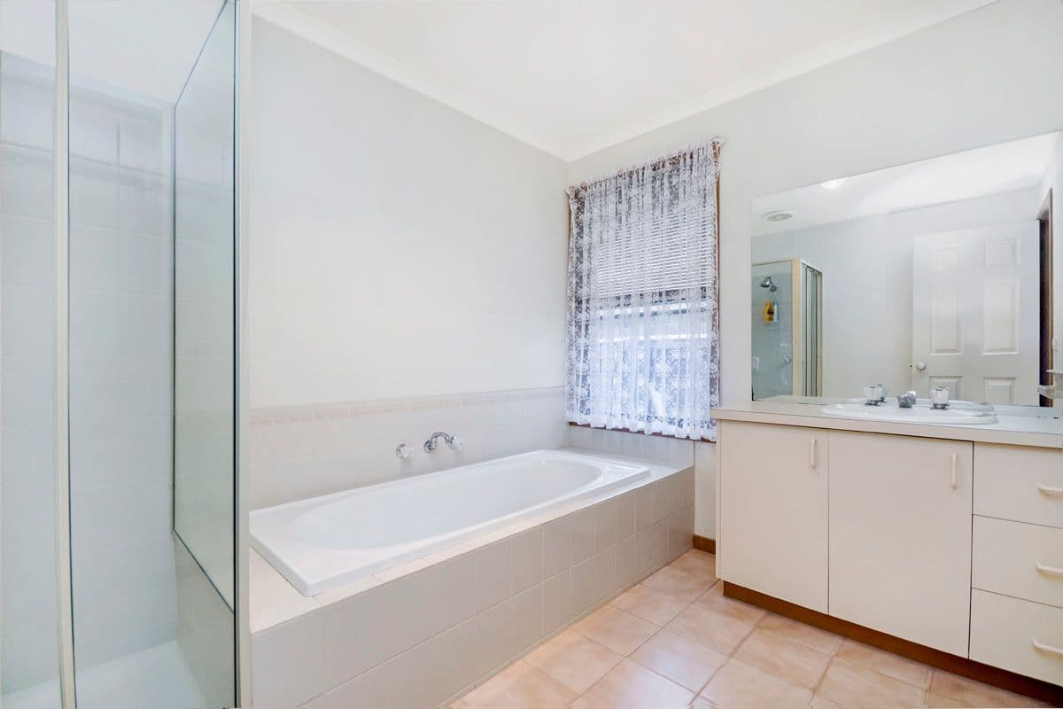 2 Alice Place, Warrnambool VIC 3280, Warrnambool - Thumbnail 6