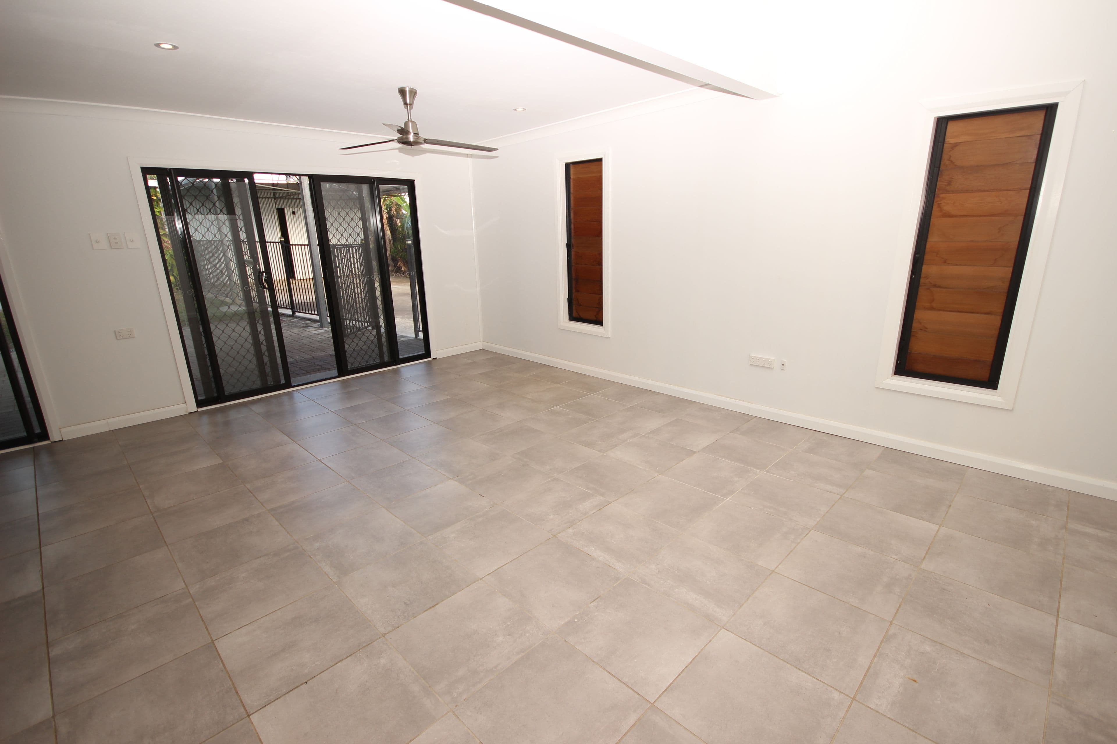 33 Campbell Street, Gordonvale QLD 4865, Gordonvale - Thumbnail 3