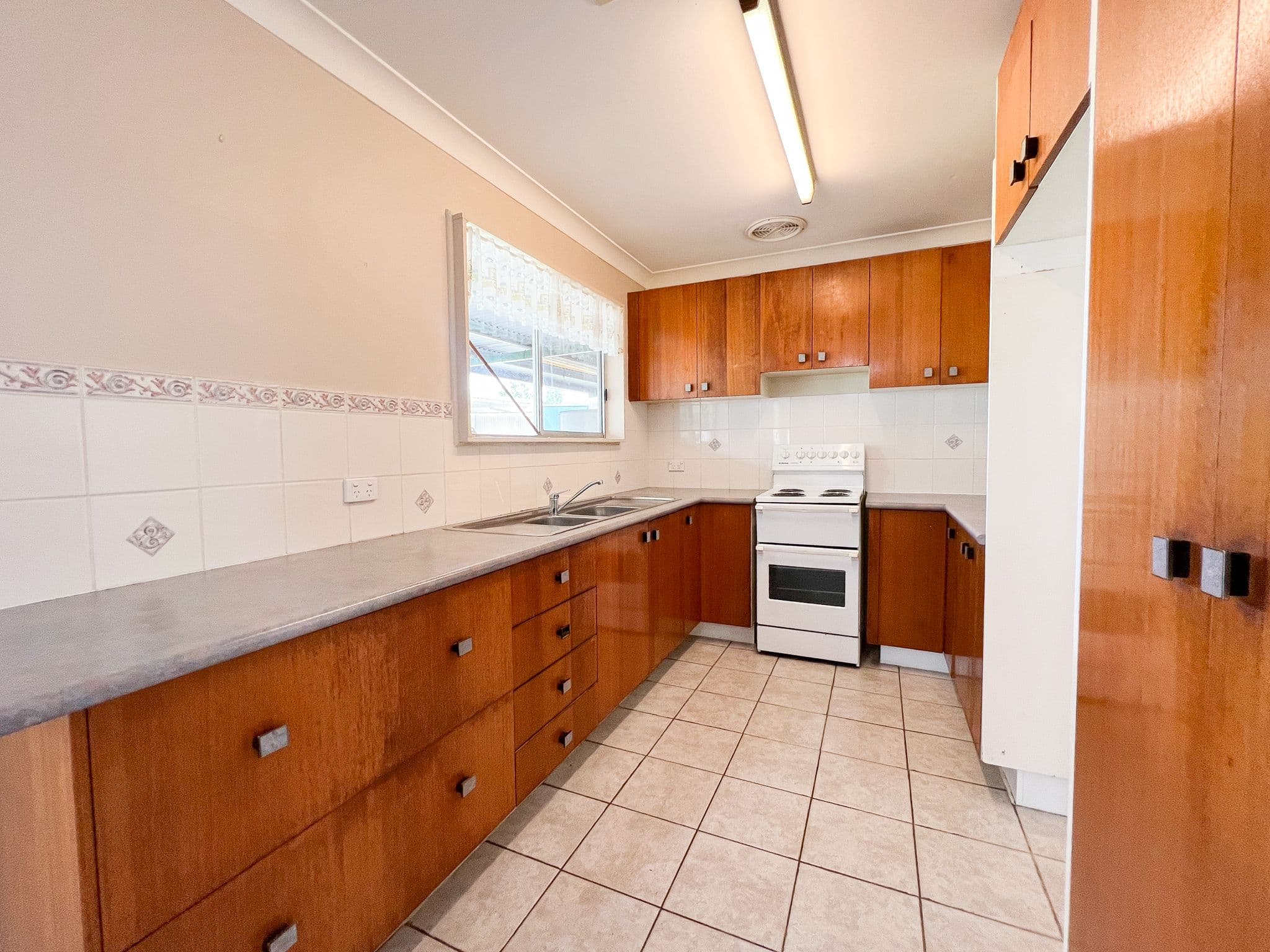 19 Lawson Street, Parkes NSW 2870, Parkes - Thumbnail 8