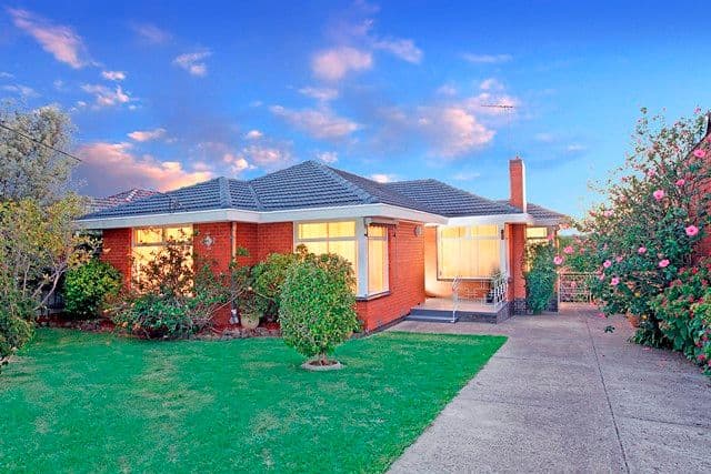 15 Eagle Avenue, KINGSBURY VIC 3083, Kingsbury - Image 1