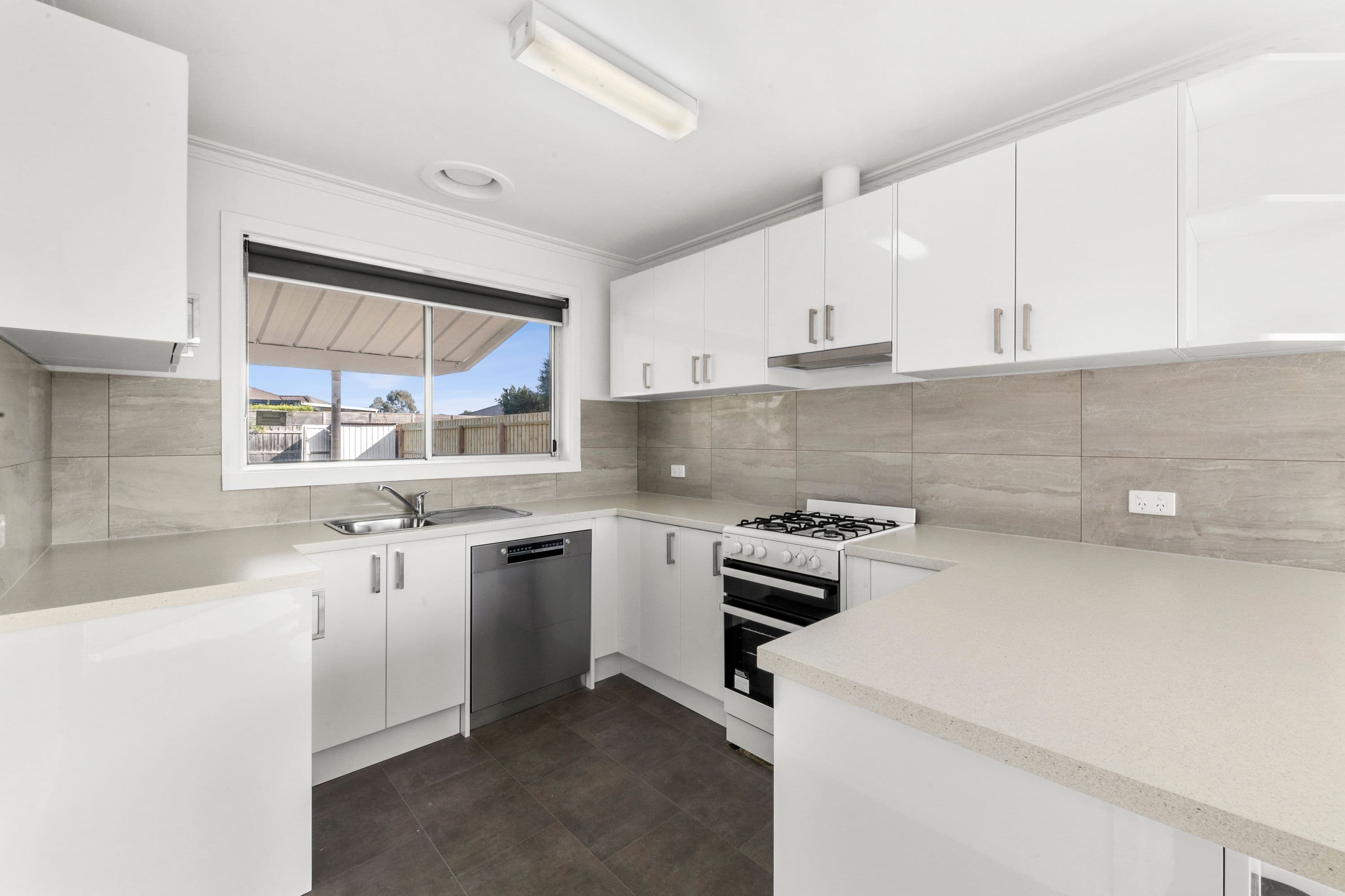 28 Rennie Street, Lara VIC 3212, Lara - Thumbnail 4