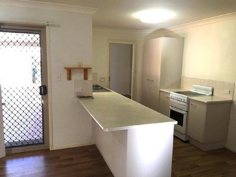 17 Hilltop Parade, Avoca QLD 4670, Avoca - Thumbnail 2