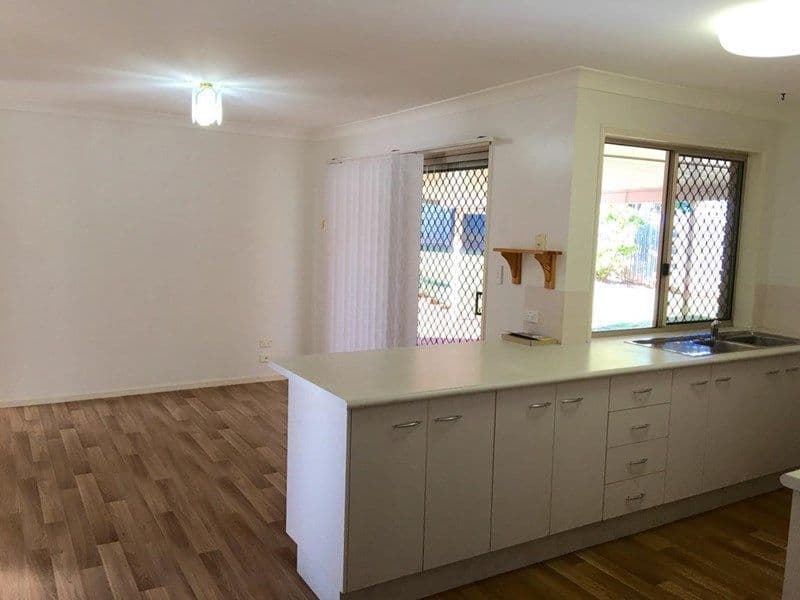 17 Hilltop Parade, Avoca QLD 4670, Avoca - Thumbnail 3