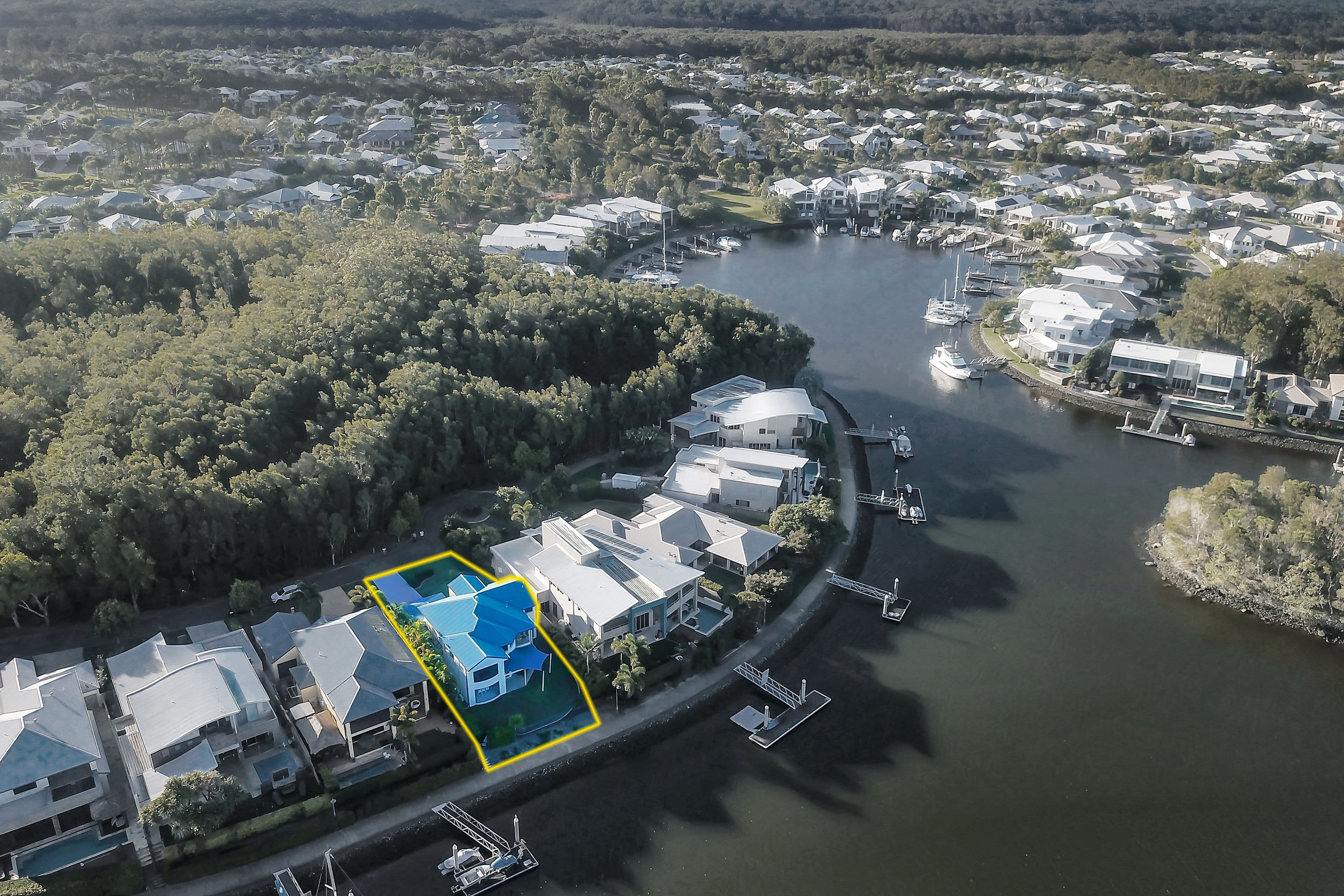 19 Ripple Court, Coomera Waters QLD 4209, Coomera Waters - Thumbnail 2