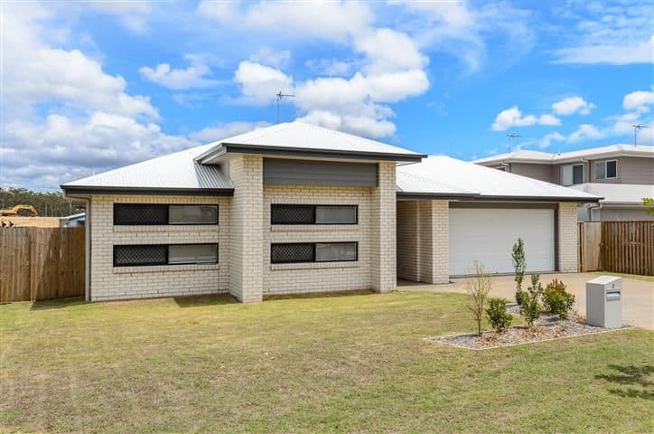 8 Winpara Drive, Kirkwood QLD 4680, Kirkwood - Image 1