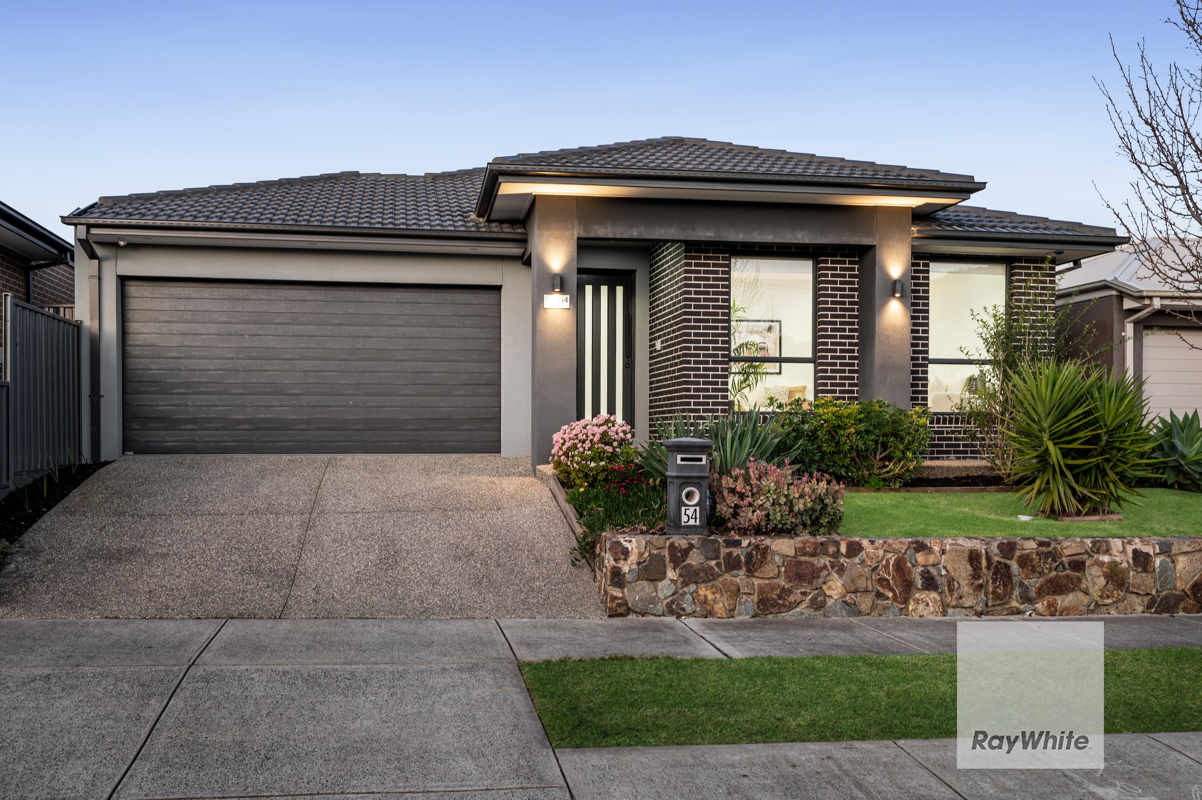 54 Frontier Avenue, Greenvale VIC 3059, Greenvale - Thumbnail 2