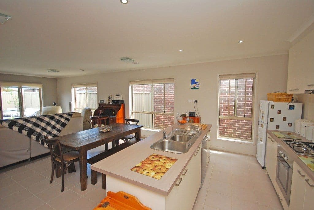 44 Clovedale Avenue, ALFREDTON VIC 3350, Alfredton - Thumbnail 3