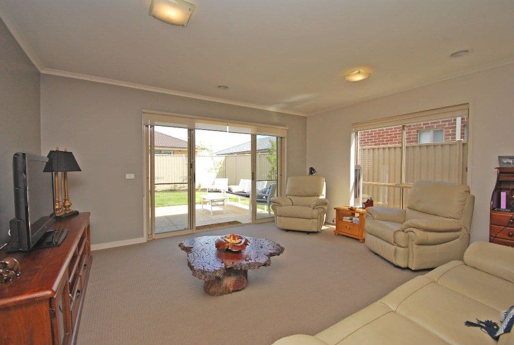 44 Clovedale Avenue, ALFREDTON VIC 3350, Alfredton - Thumbnail 6