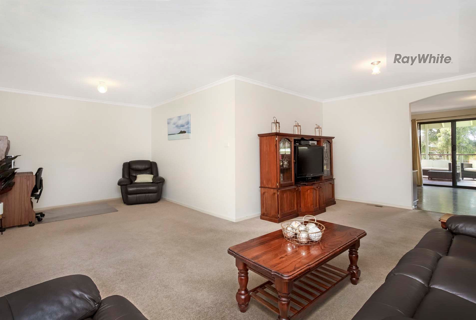60 Wolverton Drive, Gladstone Park VIC 3043, Gladstone Park - Thumbnail 3