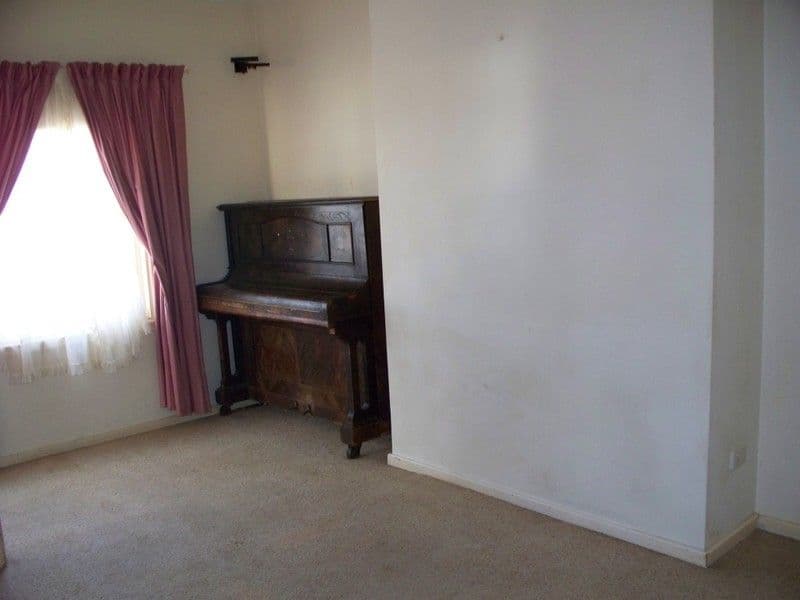 33 Daly Street, WALLAROO SA 5556, Wallaroo - Thumbnail 4