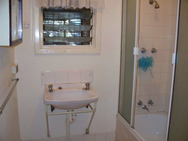33 Daly Street, WALLAROO SA 5556, Wallaroo - Thumbnail 6