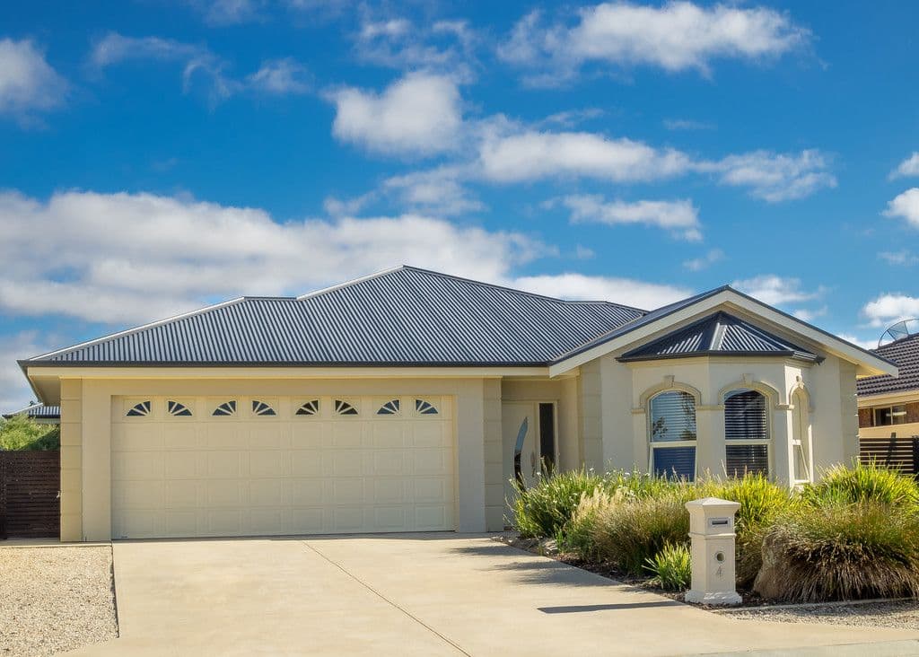 4 Irena Court, Murray Bridge SA 5253, Murray Bridge - Image 1
