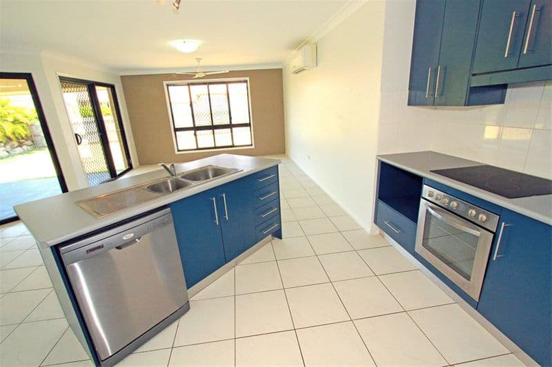 4 Laird Avenue, NORMAN GARDENS QLD 4701, Norman Gardens - Thumbnail 3