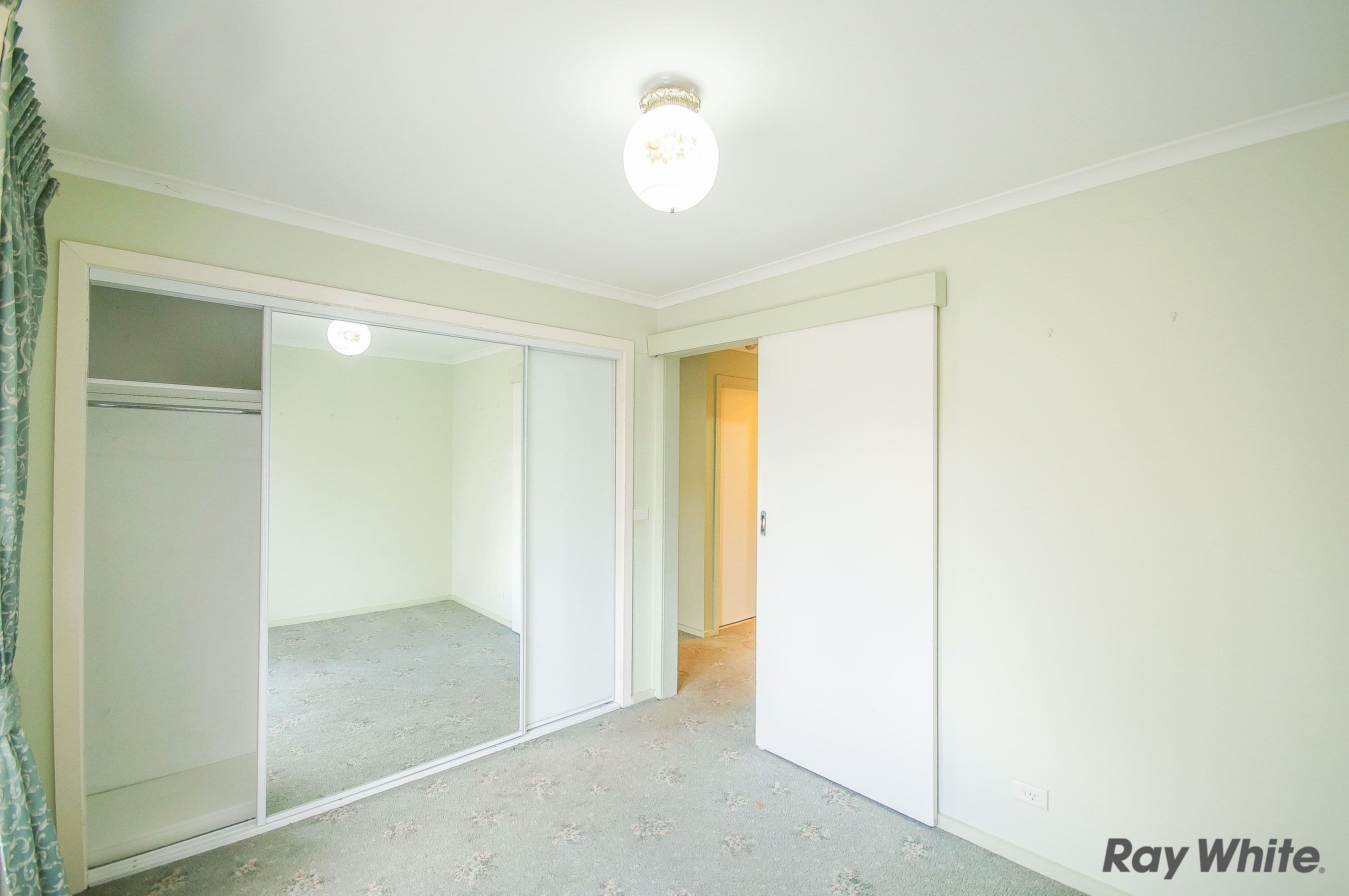 12 Revell Cresent, St Albans VIC 3021, St Albans - Thumbnail 5