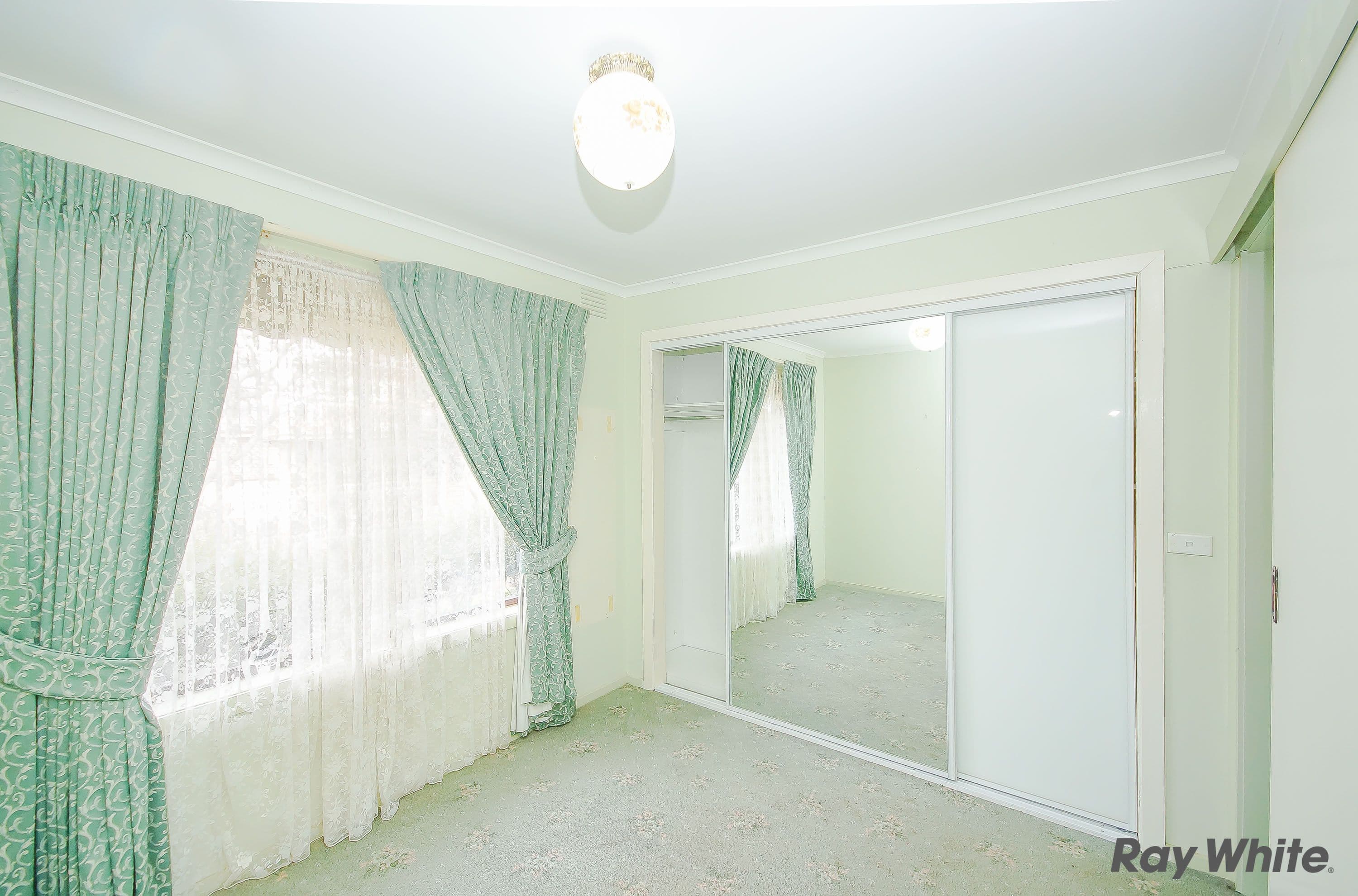 12 Revell Cresent, St Albans VIC 3021, St Albans - Thumbnail 7