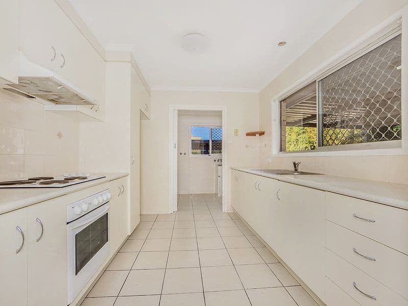 42 Buffalo Street, RIVERHILLS QLD 4074, Riverhills - Thumbnail 2