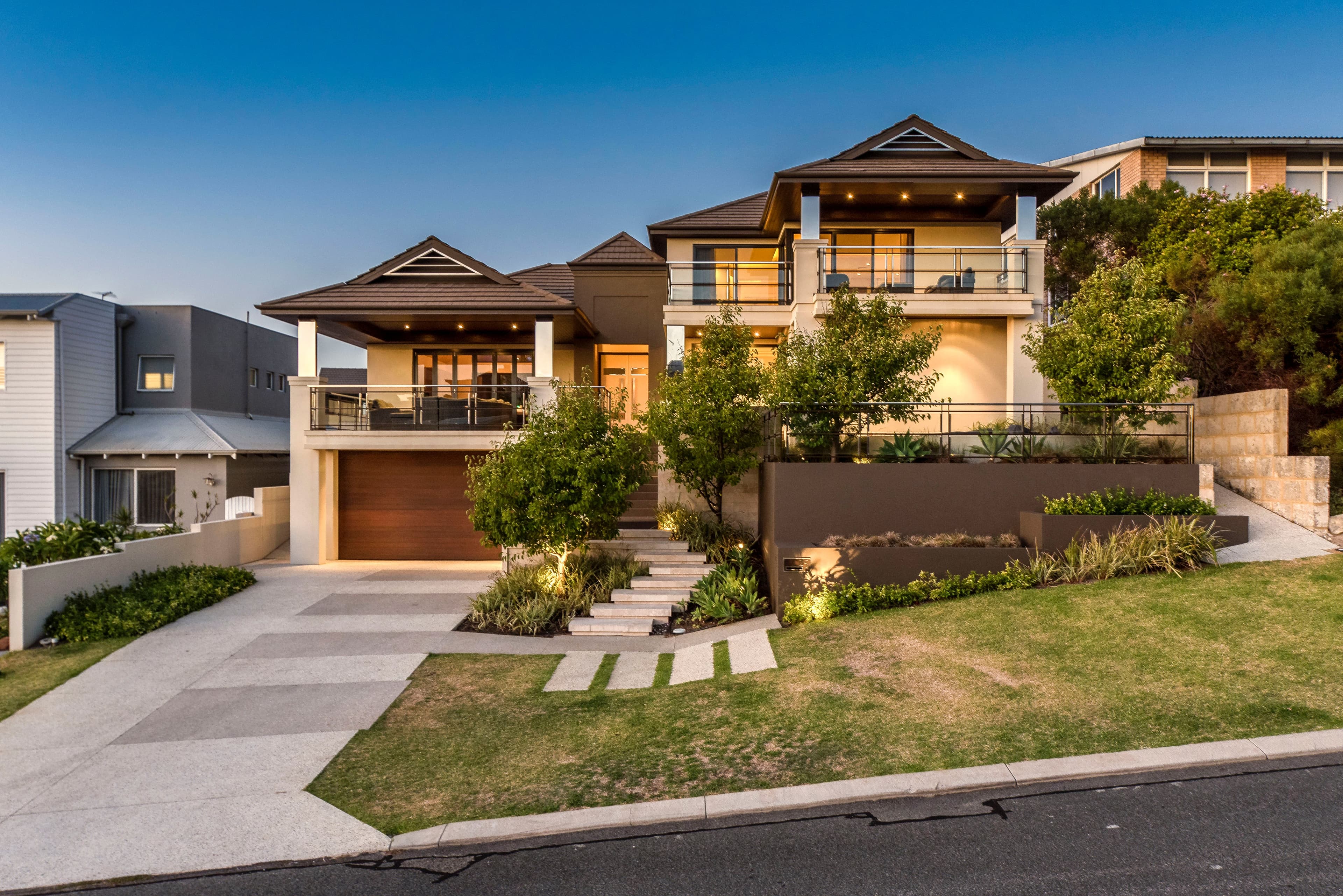 25 Robin Avenue, Sorrento WA 6020, Sorrento - Image 1