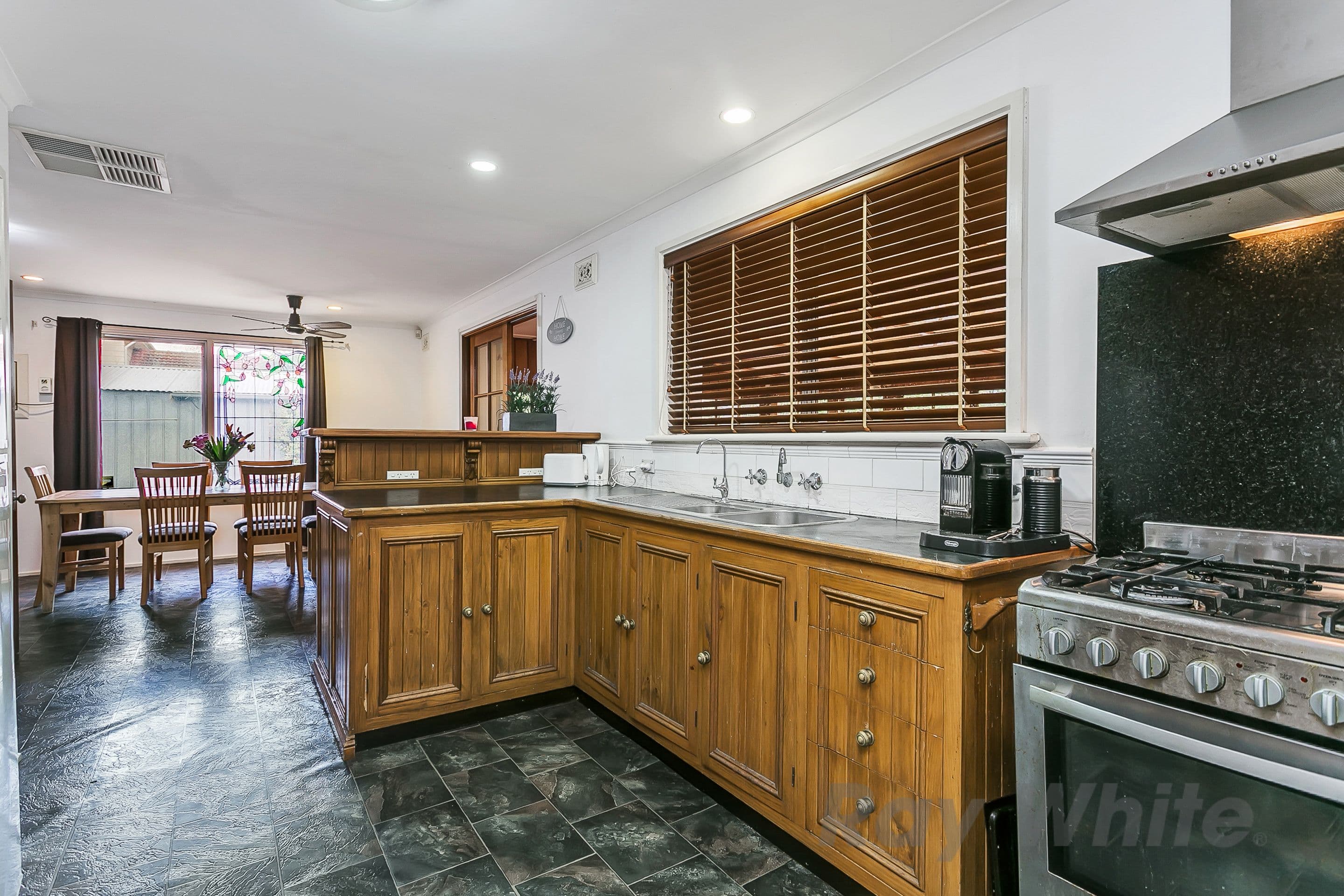 9 Egan Crescent, Mitchell Park SA 5043, Mitchell Park - Thumbnail 2