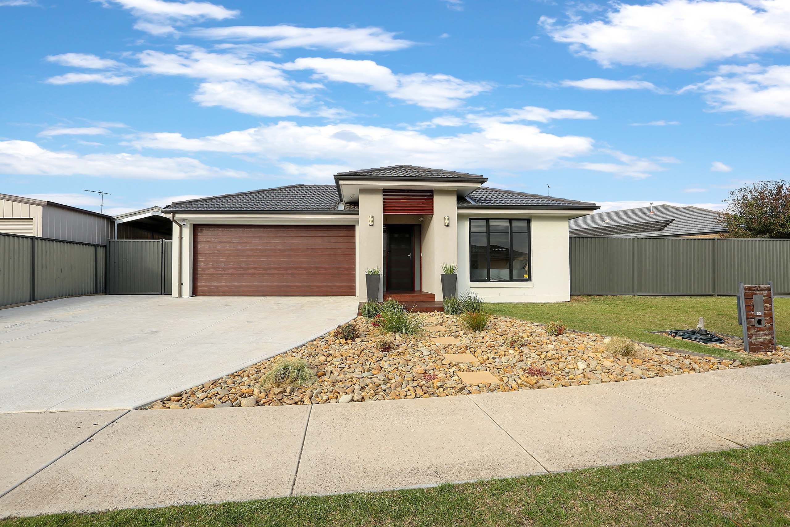 20-22 Weerana Way, Lara VIC 3212, Lara - Image 1