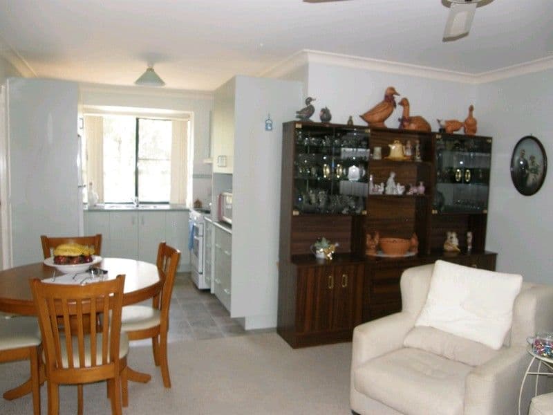 5 Crescent Avenue, Enoggera, QLD, 4051, Enoggera - Thumbnail 4