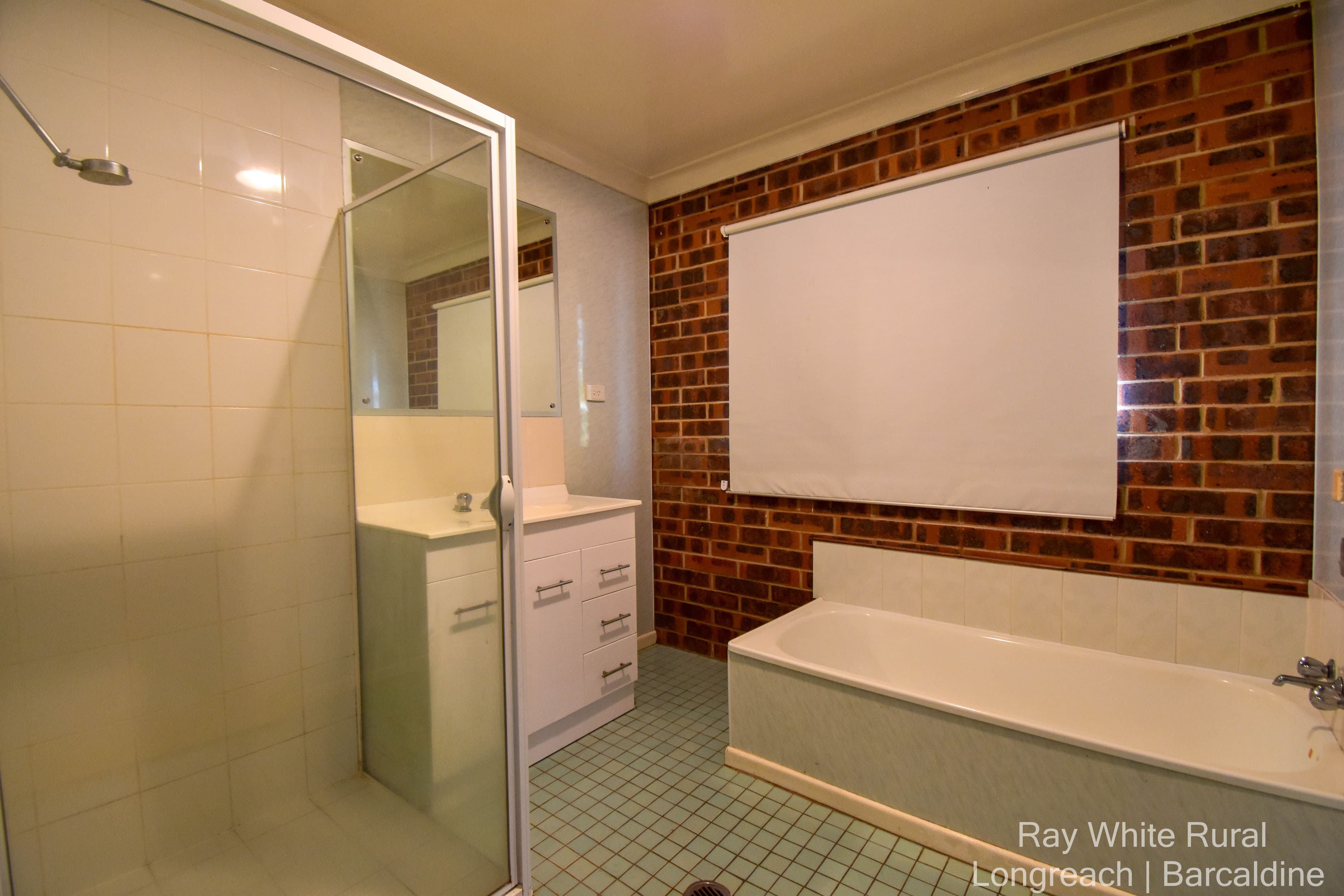 20 Bauhinia Street, Barcaldine QLD 4725, Barcaldine - Thumbnail 6