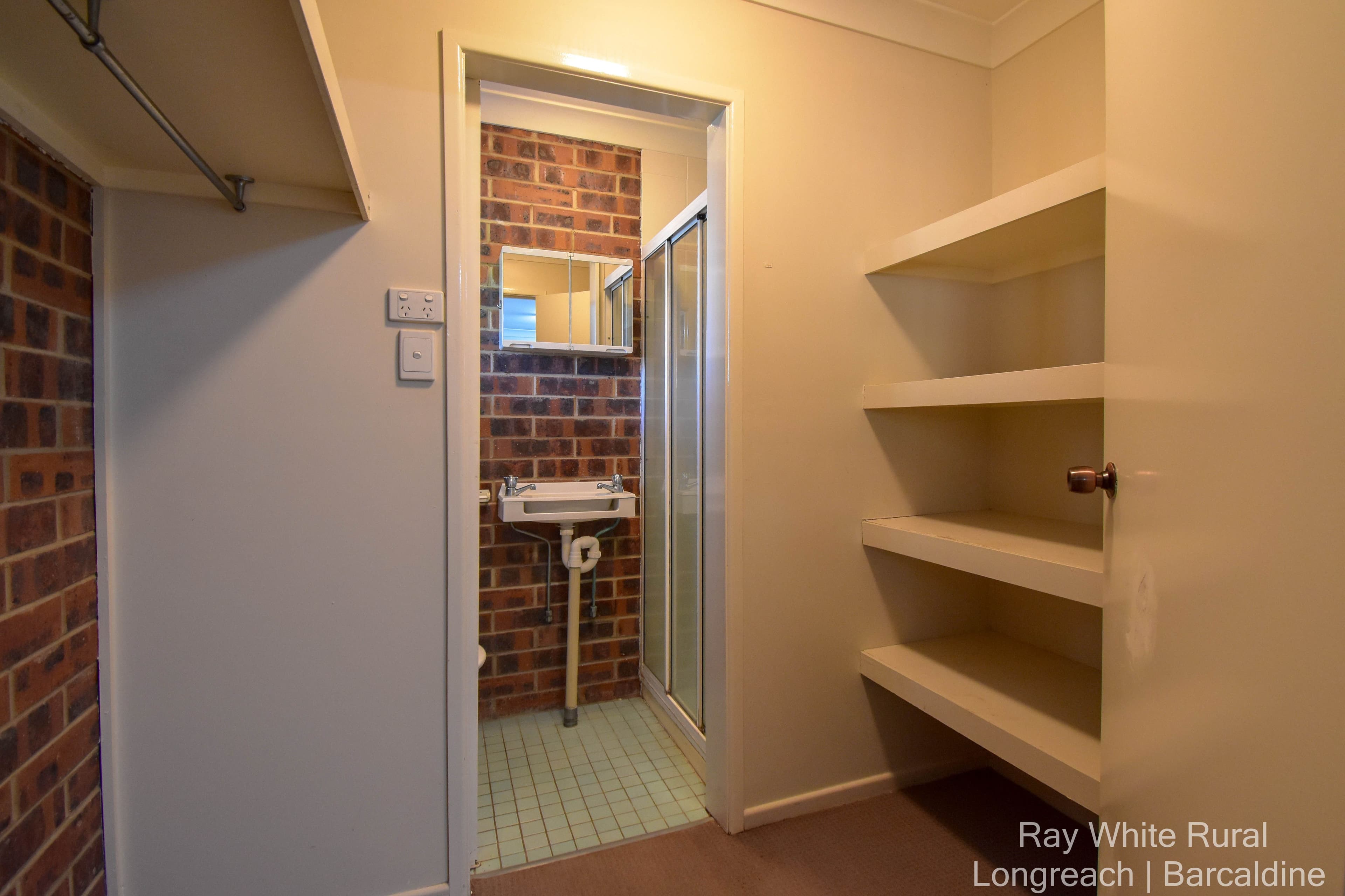 20 Bauhinia Street, Barcaldine QLD 4725, Barcaldine - Thumbnail 8