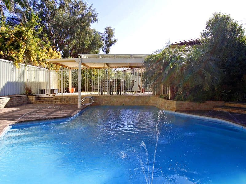 26 Illawarra Crescent, BALLAJURA WA 6066, Ballajura - Thumbnail 3
