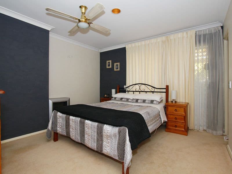 26 Illawarra Crescent, BALLAJURA WA 6066, Ballajura - Thumbnail 5
